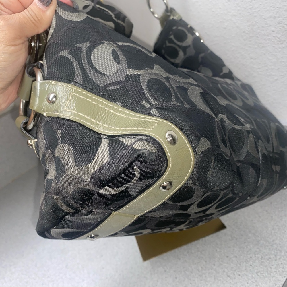 Coach Carly Large Multi Silver/Black Hobo Bag GUC - Picture 6 of 16